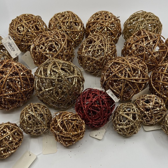 Pier 1 Glitter Vine Brown Gold‎ Lot of 20 Decorative Ball Orb Wicker - Picture 1 of 10